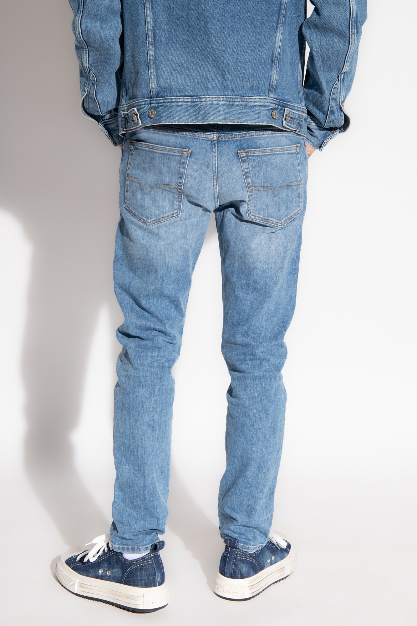 Diesel slim 2024 tapered jeans